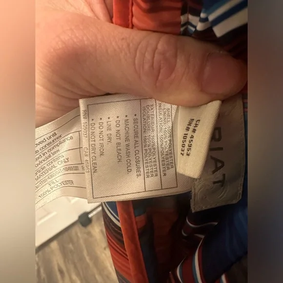 Women’s Ariat reversible vest - Picture 6 of 13